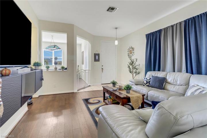2007 NW 1st  ST, CAPE CORAL, FL 33993