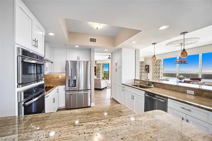 Kitchen_open_to_living__dining_area