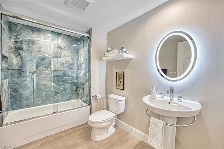 Hall_BA_wpedestal_sink