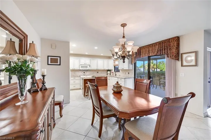 185  Lake Point  LN, Naples, FL 34112