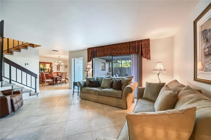 185  Lake Point  LN, Naples, FL 34112