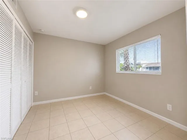 1107 Se 46th Ln E, Cape Coral, Florida 33904