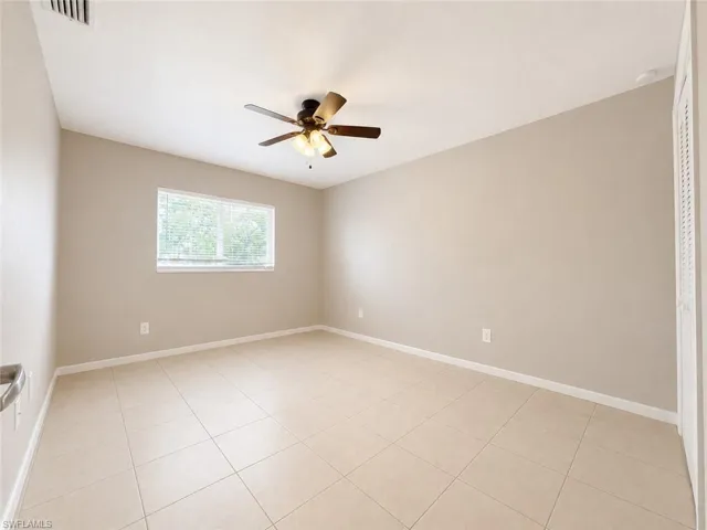 1107 Se 46th Ln E, Cape Coral, Florida 33904
