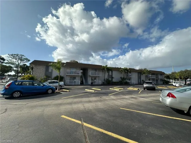 1830 Maravilla Ave 210, Fort Myers, Florida 33901