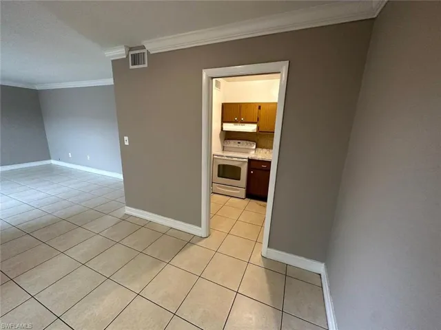 1830 Maravilla Ave 210, Fort Myers, Florida 33901