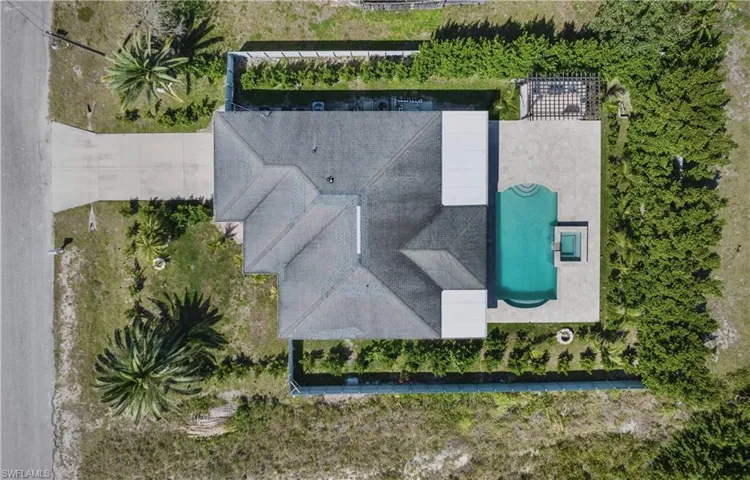 3314  2nd W ST, Lehigh Acres, FL 33971