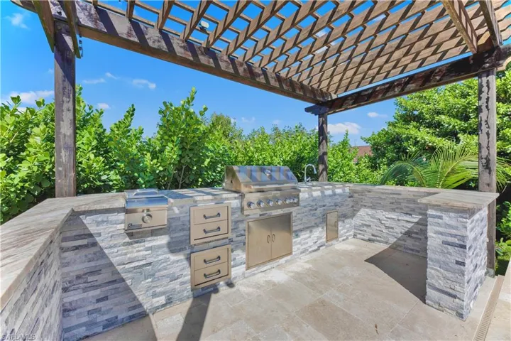 3314  2nd W ST, Lehigh Acres, FL 33971