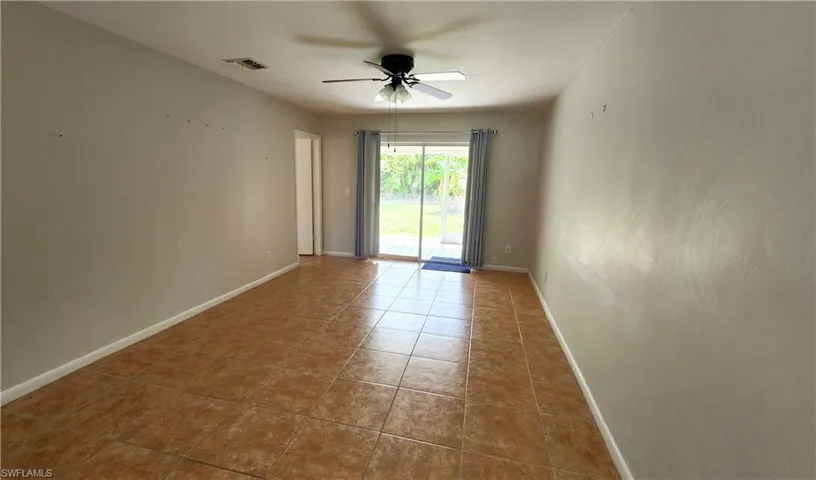4615 SE 4th  PL, Cape Coral, FL 33904