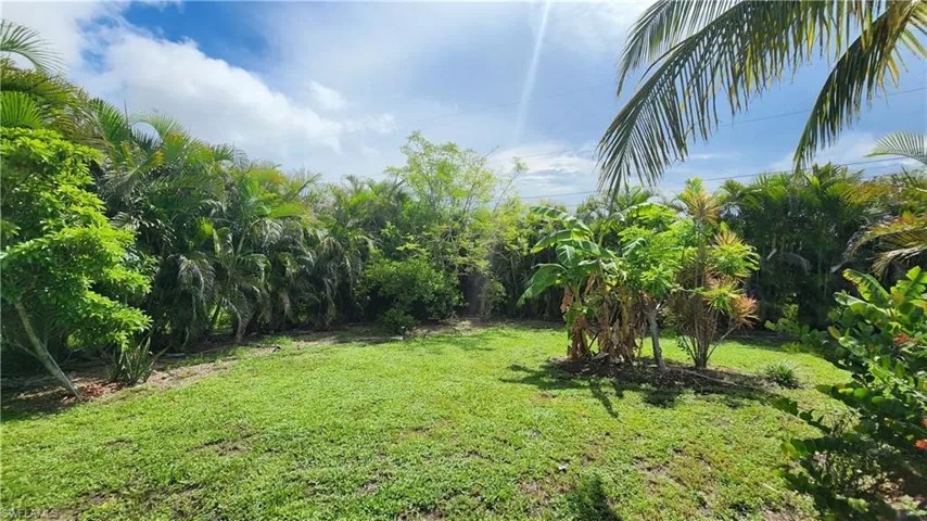 4615 SE 4th  PL, Cape Coral, FL 33904