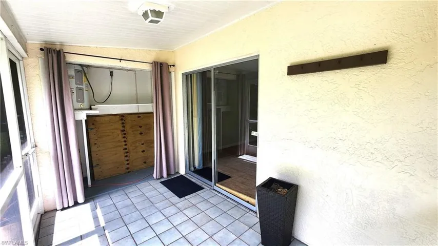4615 SE 4th  PL, Cape Coral, FL 33904