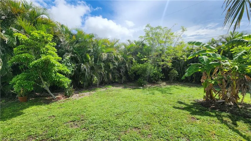 4615 SE 4th  PL, Cape Coral, FL 33904