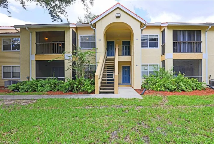 12561 Equestrian Cir 812, Fort Myers, Florida 33907