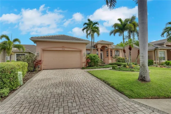 8596 Southwind Bay Cir, Fort Myers, Florida 33908