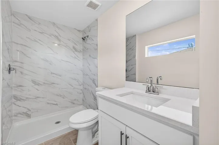 2841 NW 19th  AVE, Cape Coral, FL 33993