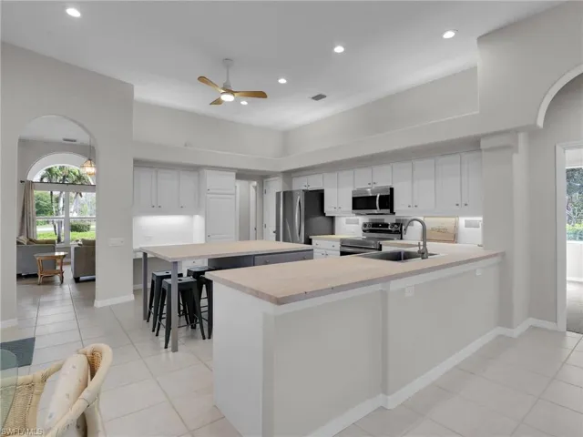 14720  Bald Eagle  DR, Fort Myers, FL 33912