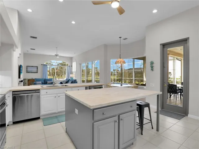 14720  Bald Eagle  DR, Fort Myers, FL 33912