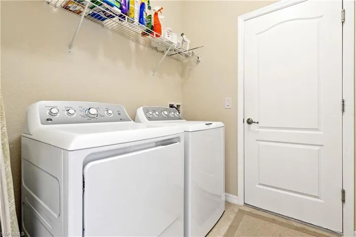 3655 Sugarelli Ave, Cape Coral, Florida 33909