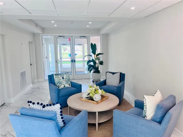 1200 Gulf Shore Blvd N 404, Naples, Florida 34102