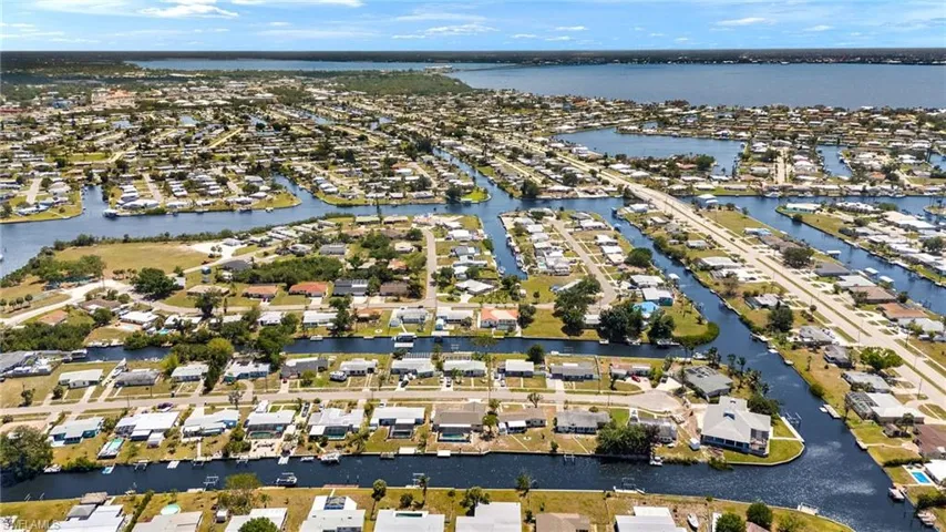 128  Rodgers NE AVE, Port Charlotte, FL 33952