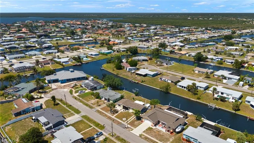 128  Rodgers NE AVE, Port Charlotte, FL 33952