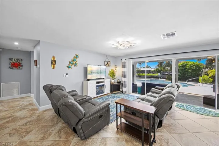 Tiled living room with baseboards