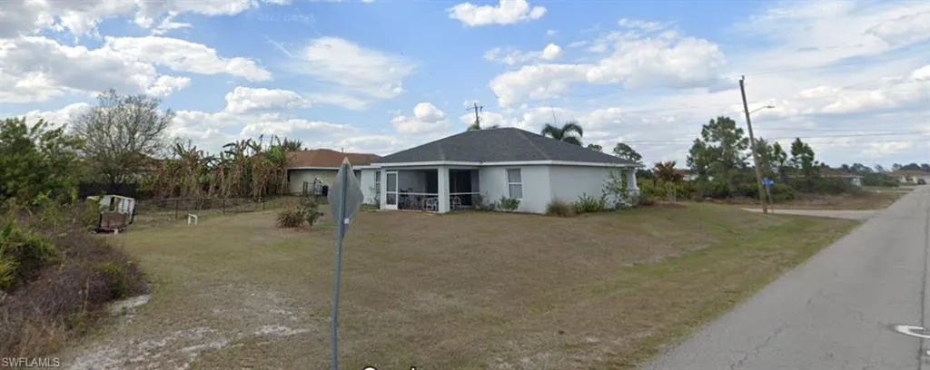 2901  25th SW ST, Lehigh Acres, FL 33976