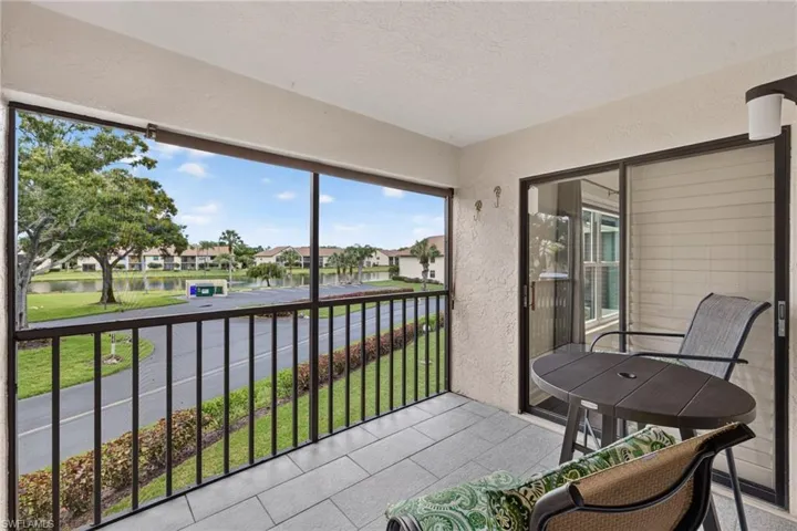 8382 Charter Club Cir 6, Fort Myers, Florida 33919