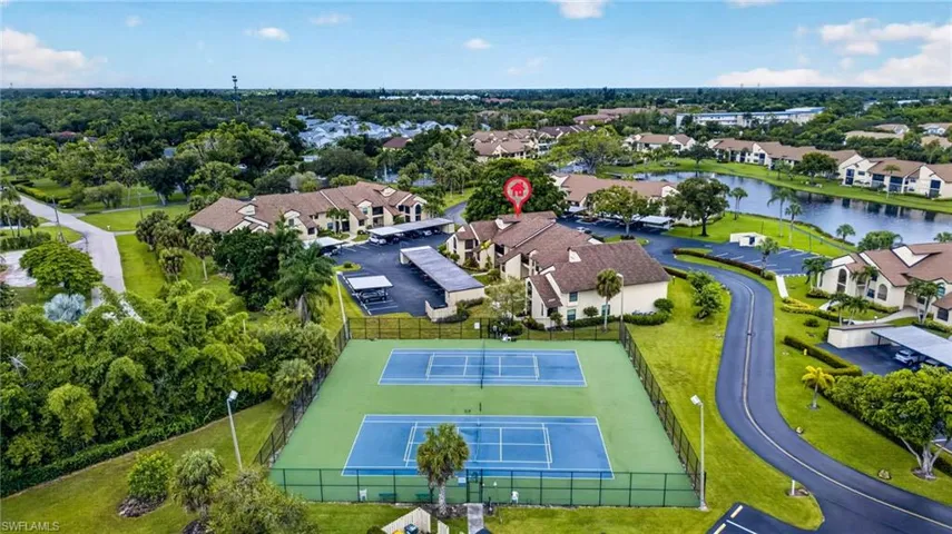8382 Charter Club Cir 6, Fort Myers, Florida 33919