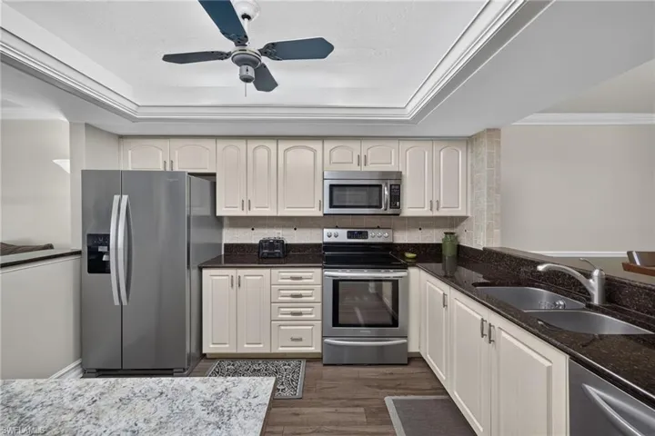 8382 Charter Club Cir 6, Fort Myers, Florida 33919