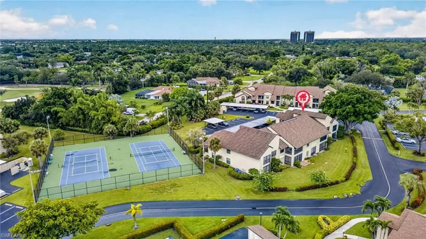 8382 Charter Club Cir 6, Fort Myers, Florida 33919