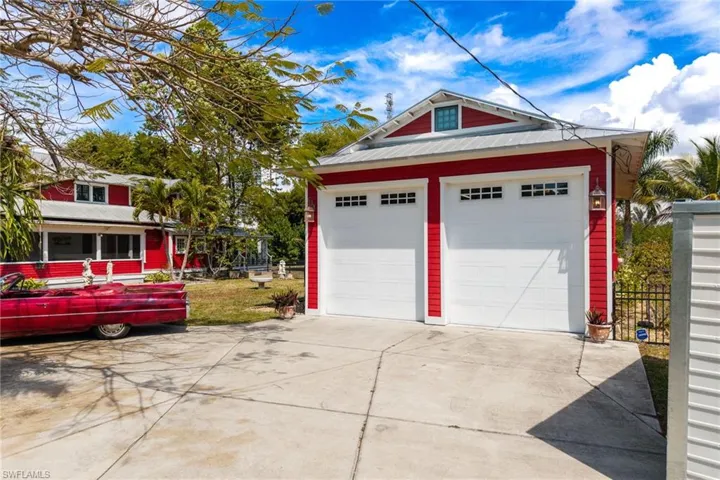 Massive 4 Car Garage