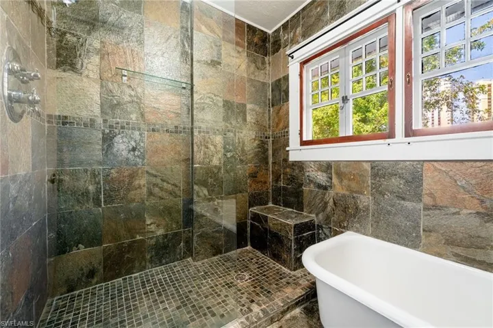 Upstairs Primary Bathroom