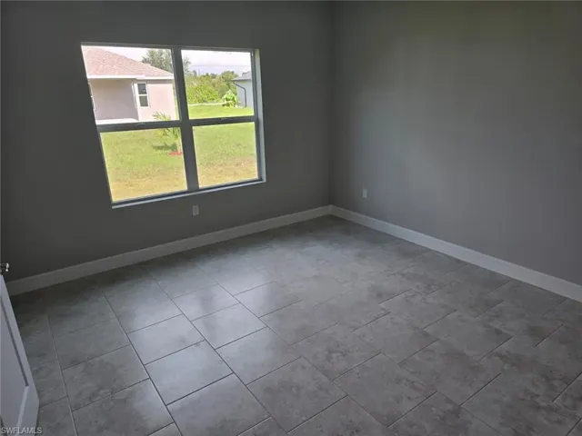 1924 Holyoke Ave, Lehigh Acres, Florida 33972