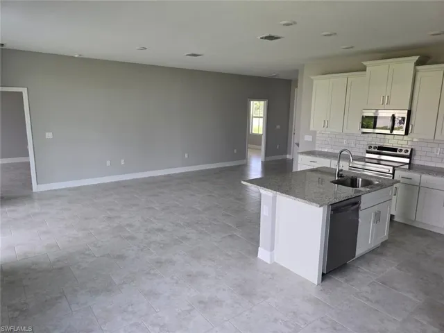 1924 Holyoke Ave, Lehigh Acres, Florida 33972