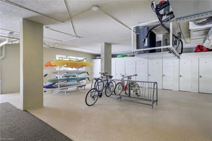 Lobby-Level Private & Open Storage