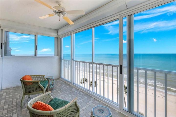Front Row on the Beach w/ Southwest Gulf Views