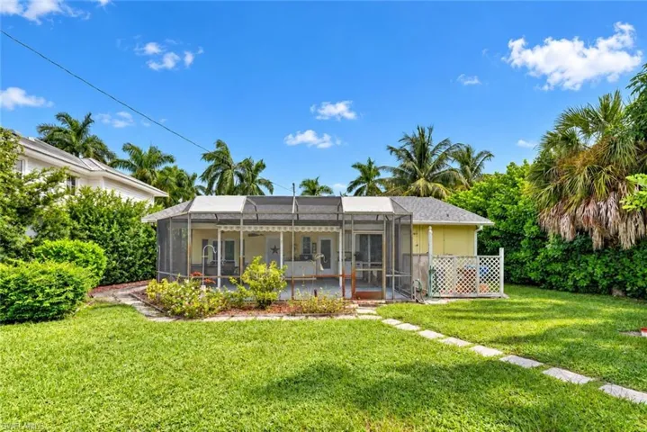 442 Central Ave S, Naples, Florida 34102