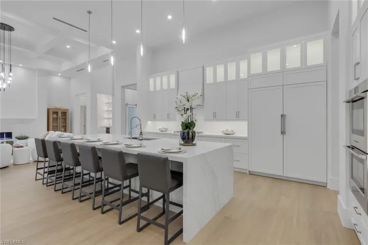 5025 Boxwood Way, Naples, Florida 34116