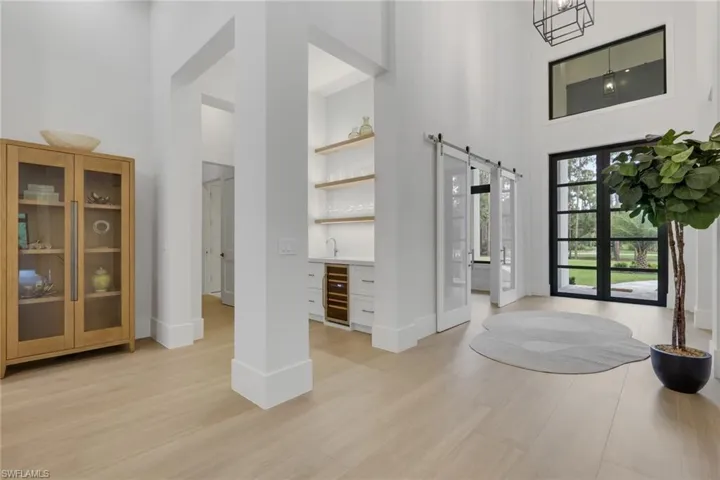 5025 Boxwood Way, Naples, Florida 34116