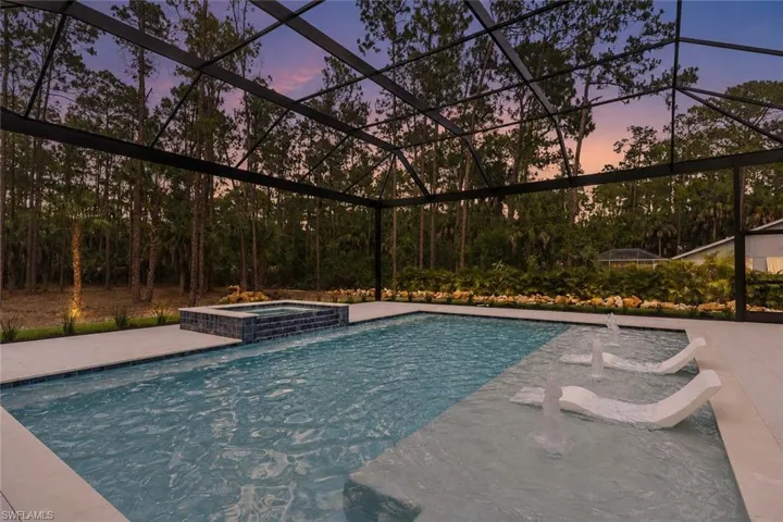 5025 Boxwood Way, Naples, Florida 34116