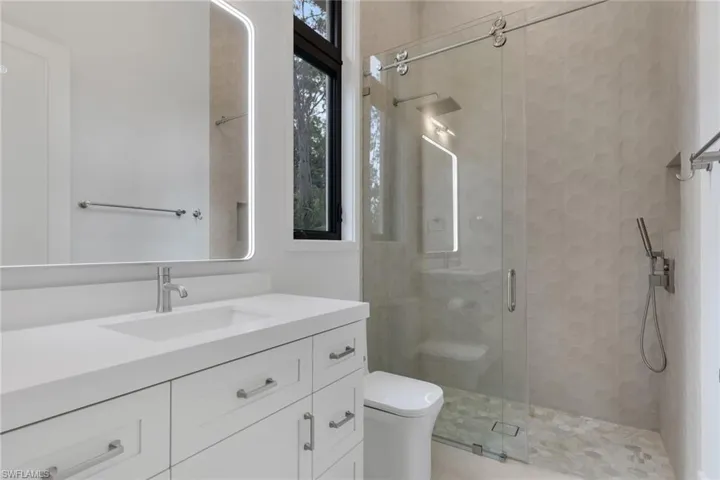 5025 Boxwood Way, Naples, Florida 34116