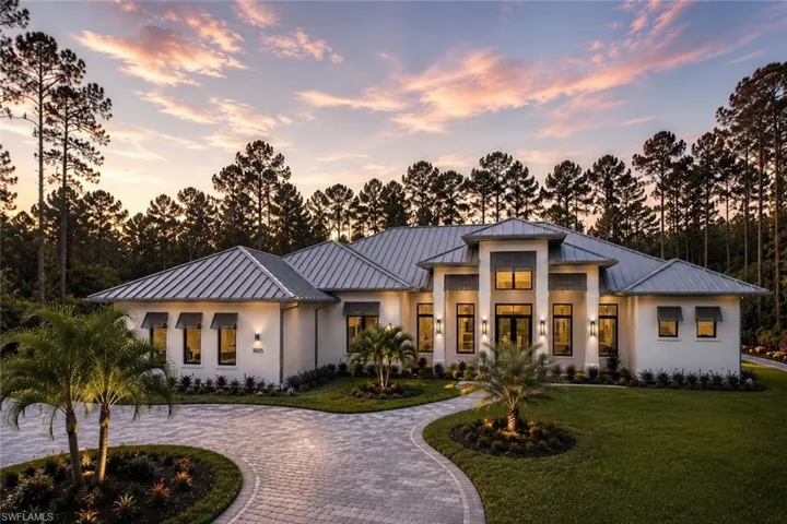 5025 Boxwood Way, Naples, Florida 34116