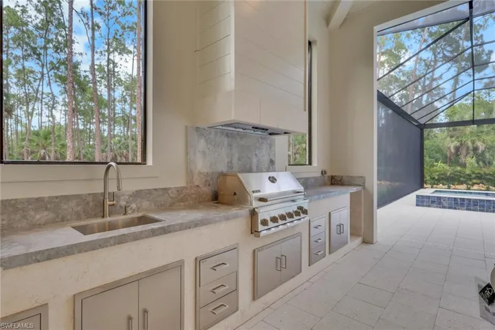5025 Boxwood Way, Naples, Florida 34116