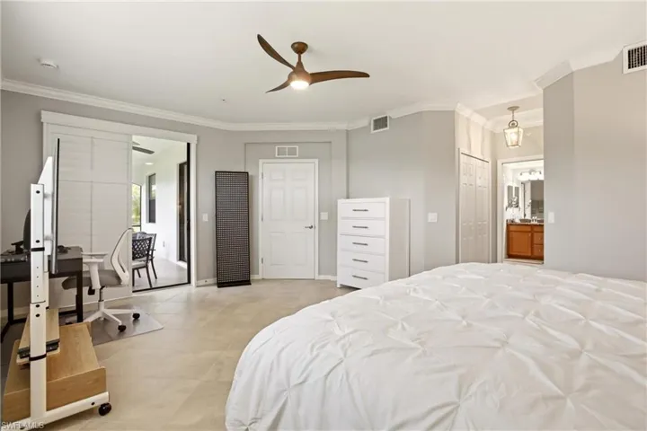 3163  Serena  LN, Naples, FL 34114