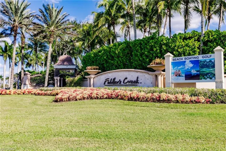 3163  Serena  LN, Naples, FL 34114