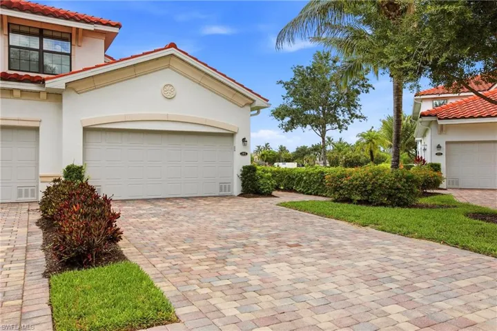 3163  Serena  LN, Naples, FL 34114