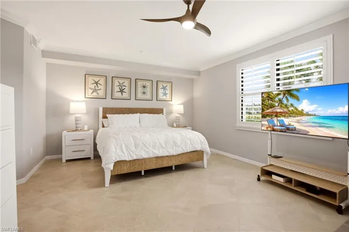 3163  Serena  LN, Naples, FL 34114