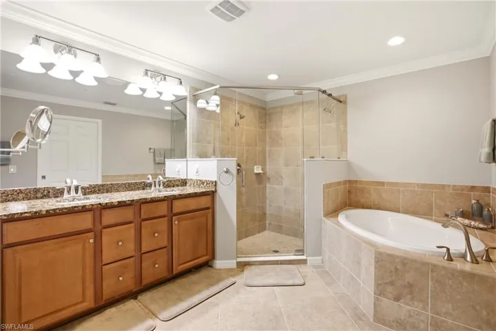 3163  Serena  LN, Naples, FL 34114