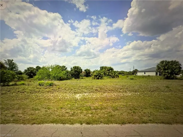 View of nature featuring a rural view
