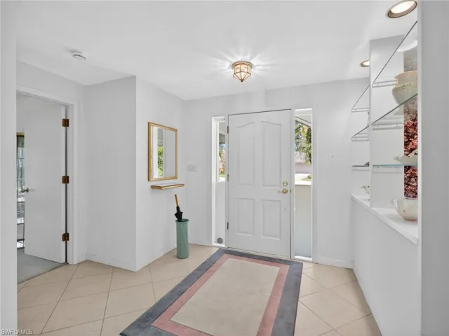 2278  ROYAL  LN, Naples, FL 34112